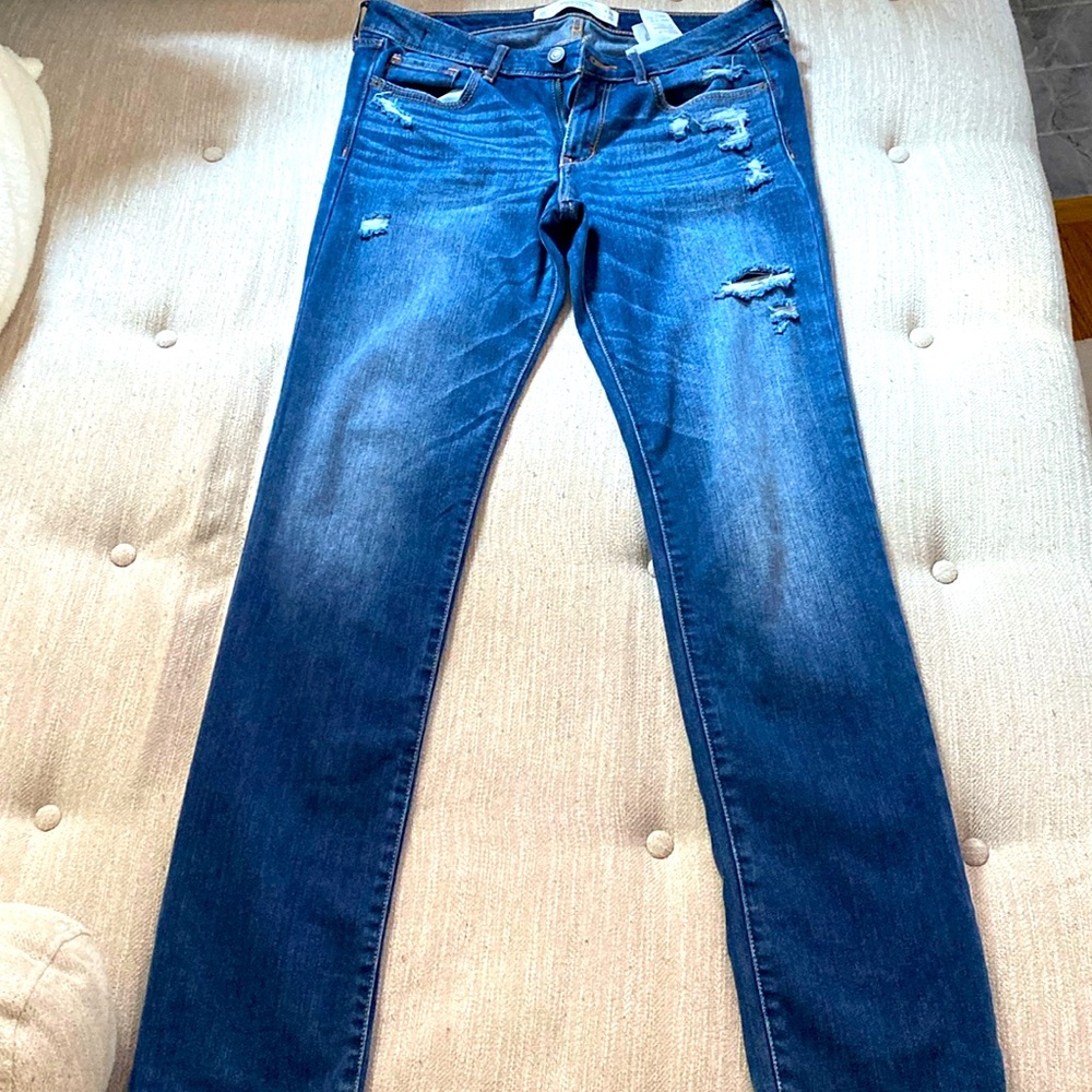 Abercrombie & Fitch ripped jeans